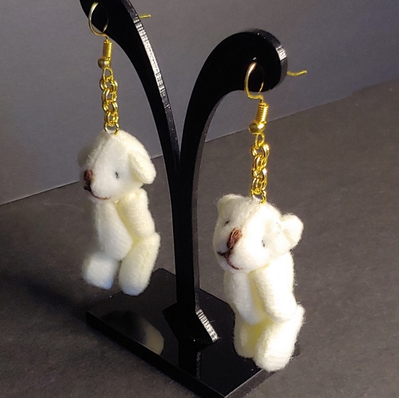 Plush teddy bear earrings - Picture 4 of 4